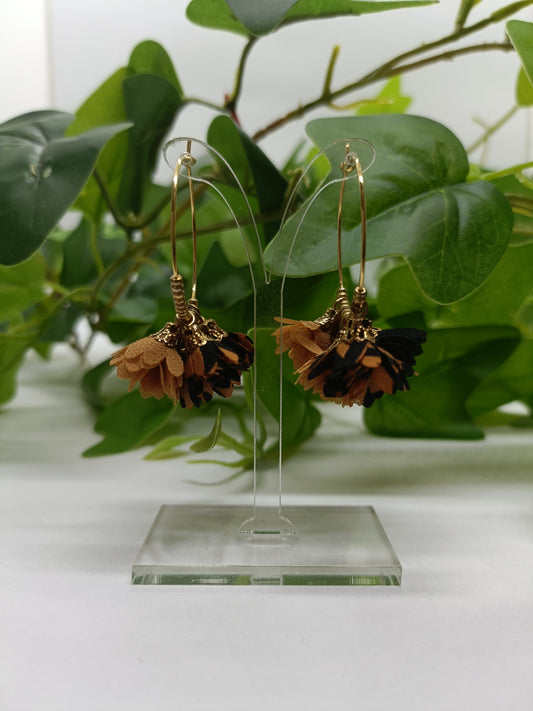 Créoles a pompons fleurs léopard