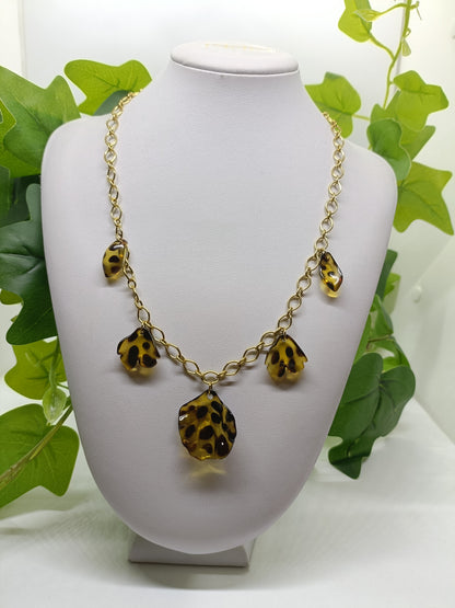 Collier à pampilles léopard