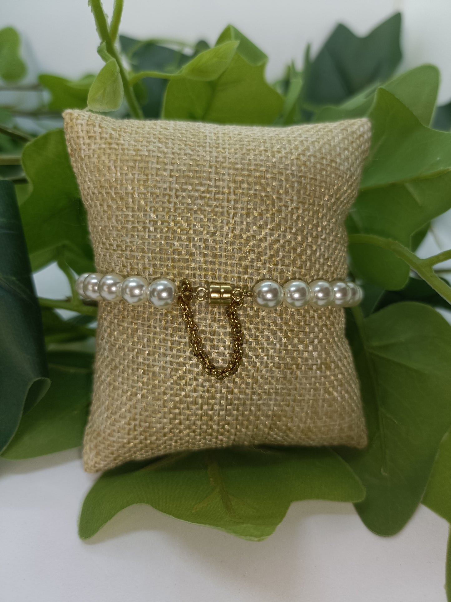 Bracelet en perles blanches