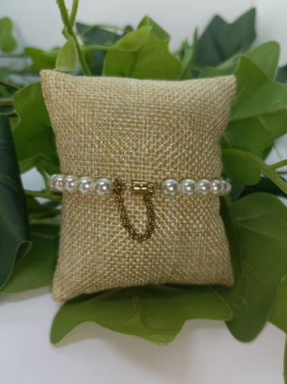Bracelet en perles blanches