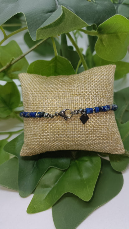 Bracelets en pierre et bois